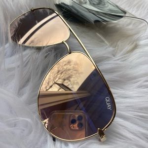 QUAY HIGH KEY Oversized Mirrored Glasses